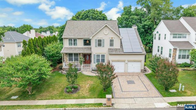 64 Walters Brook Drive, Bridgewater, NJ 08807