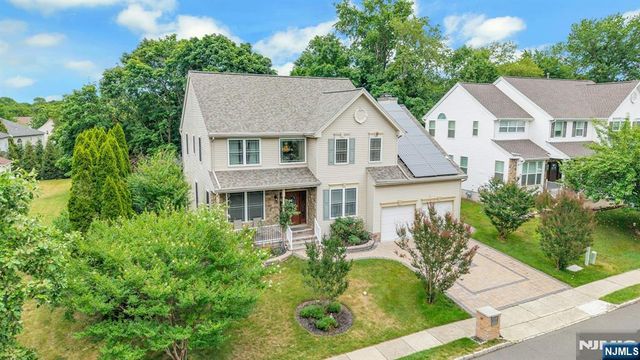 64 Walters Brook Drive, Bridgewater, NJ 08807