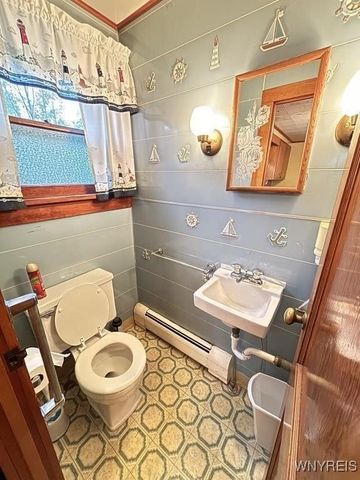 26 North Ermine Street, Dunkirk, NY 14048