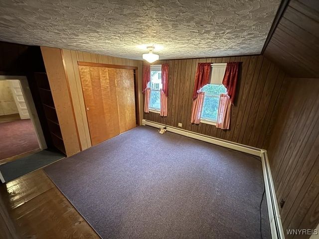 26 North Ermine Street, Dunkirk, NY 14048