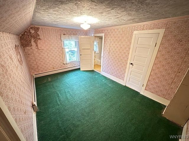 26 North Ermine Street, Dunkirk, NY 14048