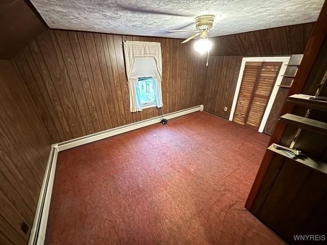 26 North Ermine Street, Dunkirk, NY 14048