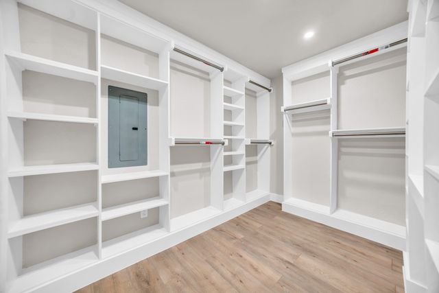 831 Glen Arbor Drive, Dallas, TX 75241