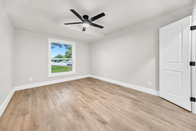 831 Glen Arbor Drive, Dallas, TX 75241