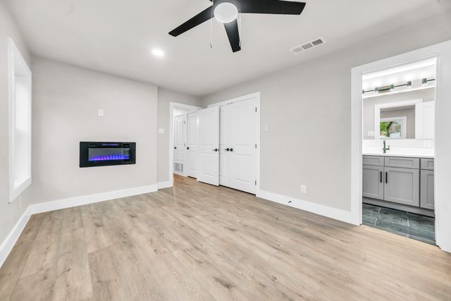 831 Glen Arbor Drive, Dallas, TX 75241