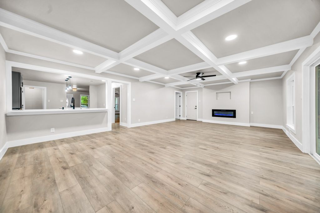 831 Glen Arbor Drive, Dallas, TX 75241