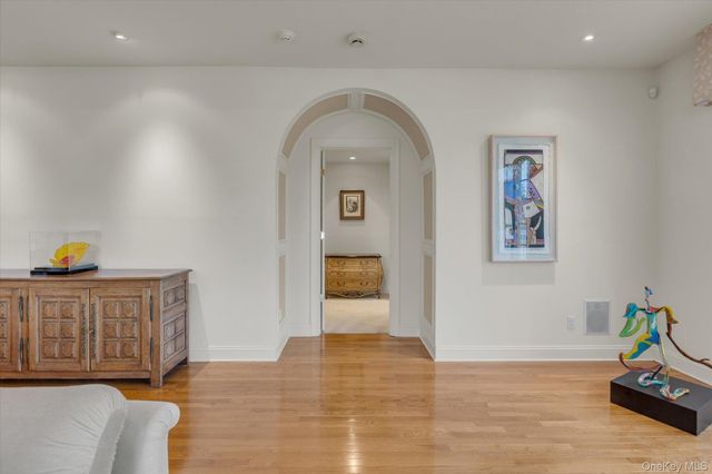 236 Altessa Boulevard, Melville, NY 11747