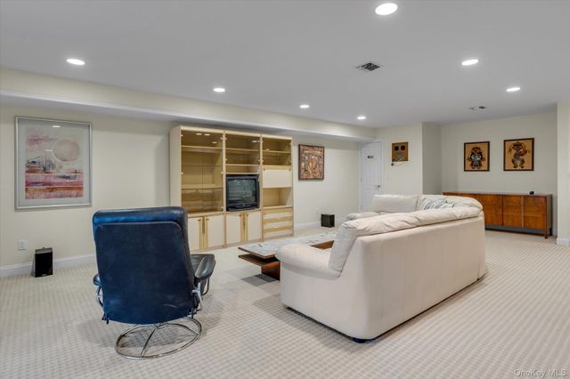 236 Altessa Boulevard, Melville, NY 11747