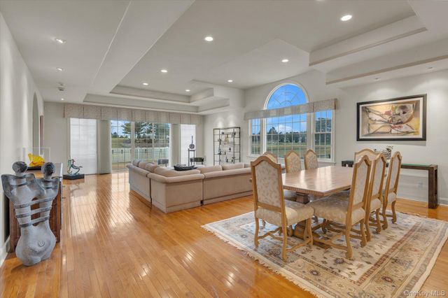 236 Altessa Boulevard, Melville, NY 11747