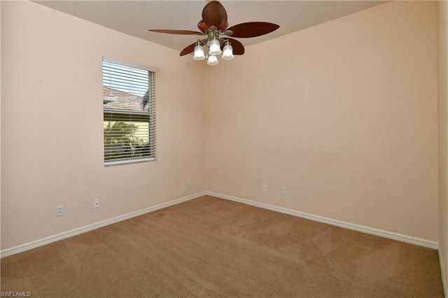 4808 Fairloop RUN, Lehigh Acres, FL 33973