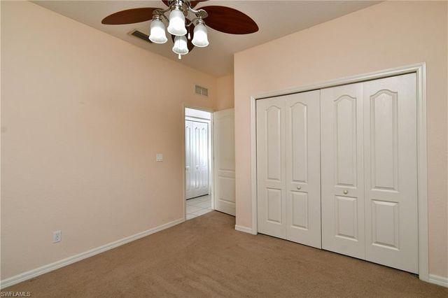 4808 Fairloop RUN, Lehigh Acres, FL 33973