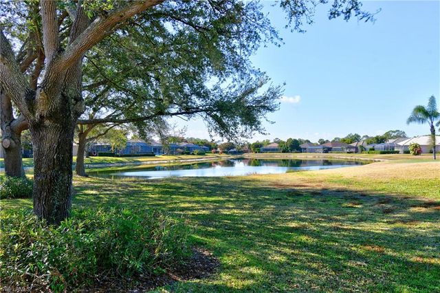 4808 Fairloop RUN, Lehigh Acres, FL 33973