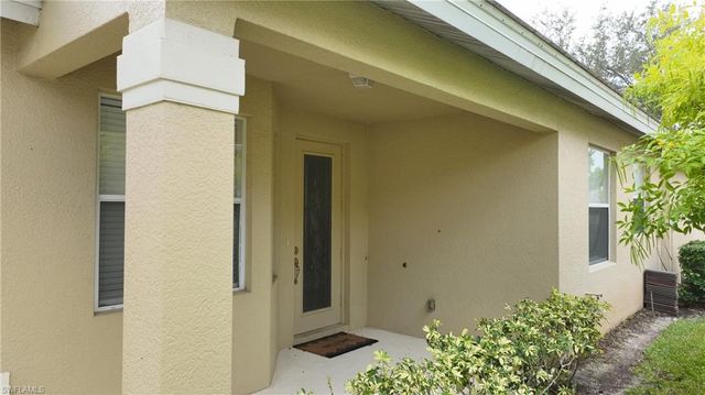 4808 Fairloop RUN, Lehigh Acres, FL 33973