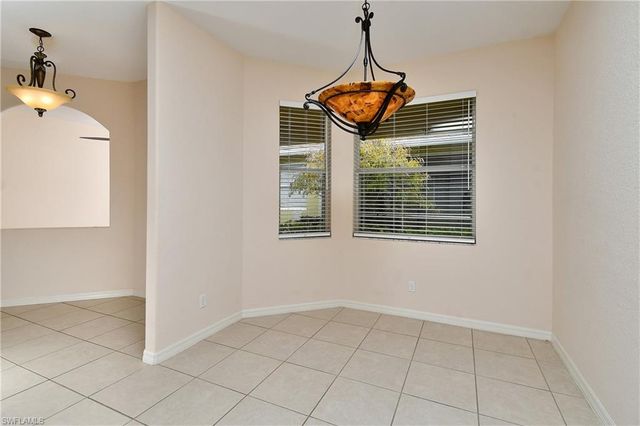4808 Fairloop RUN, Lehigh Acres, FL 33973