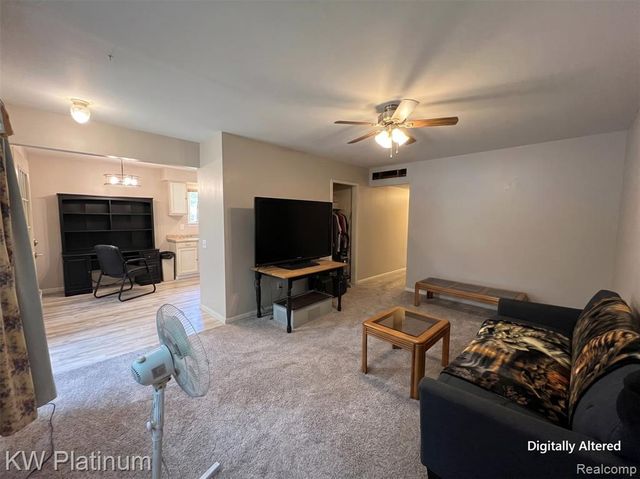 13310 Saint Andrews Avenue, Warren, MI 48089