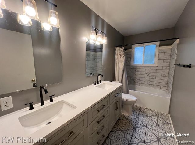 13310 Saint Andrews Avenue, Warren, MI 48089