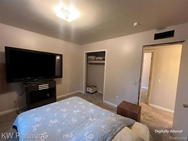 13310 Saint Andrews Avenue, Warren, MI 48089