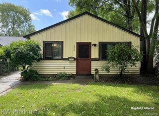 13310 Saint Andrews Avenue, Warren, MI 48089