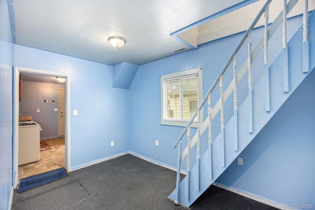 11012 REPUBLIC Avenue, Warren, MI 48089