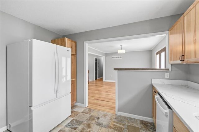 9112 E 58th Terrace, Raytown, MO 64133