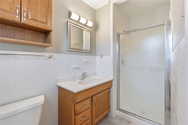 9112 E 58th Terrace, Raytown, MO 64133