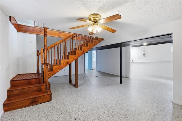 9112 E 58th Terrace, Raytown, MO 64133
