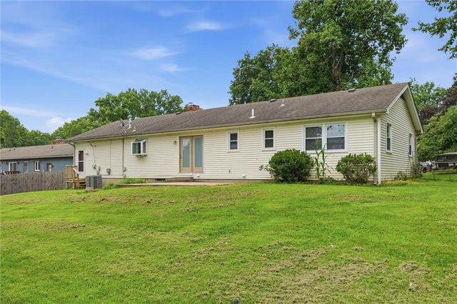 9112 E 58th Terrace, Raytown, MO 64133