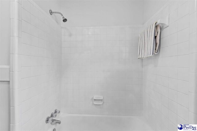 1500 W Carolina Ave, Hartsville, SC 29550