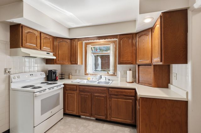 3059 Troehler Road, Springfield, OH 45505