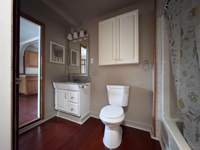 1904 James Street, Essexville, MI 48732