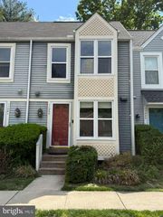 11243 SILENTWOOD LN, Reston, VA 20191