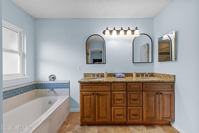 12826 KELSEY ISLAND Drive, Jacksonville, FL 32224