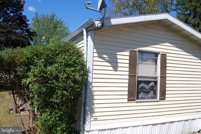 1 MEADOW RUN PL, Harrisburg, PA 17112