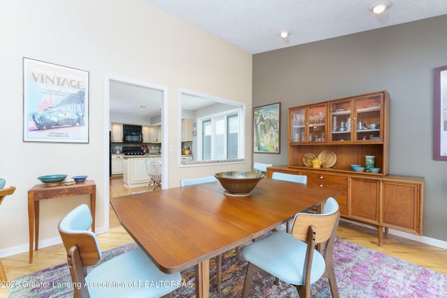 3612 Muirfield Drive, Lansing, MI 48911