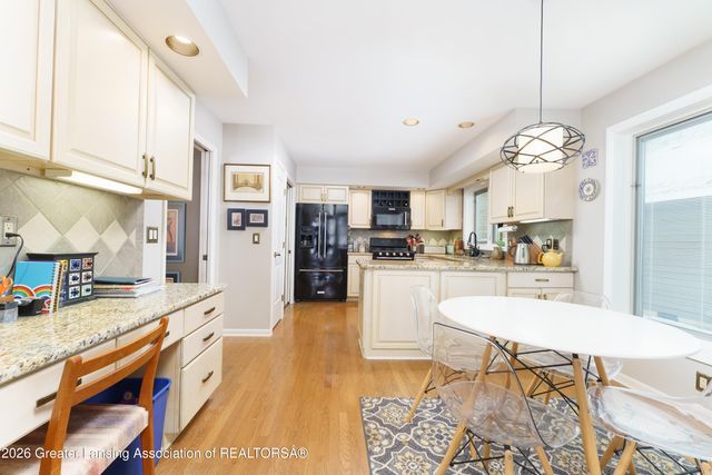 3612 Muirfield Drive, Lansing, MI 48911