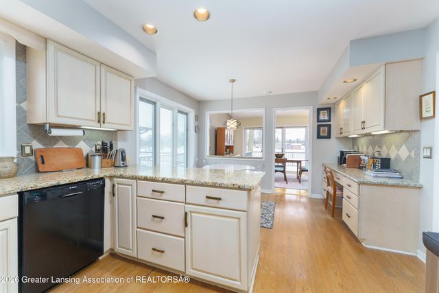 3612 Muirfield Drive, Lansing, MI 48911