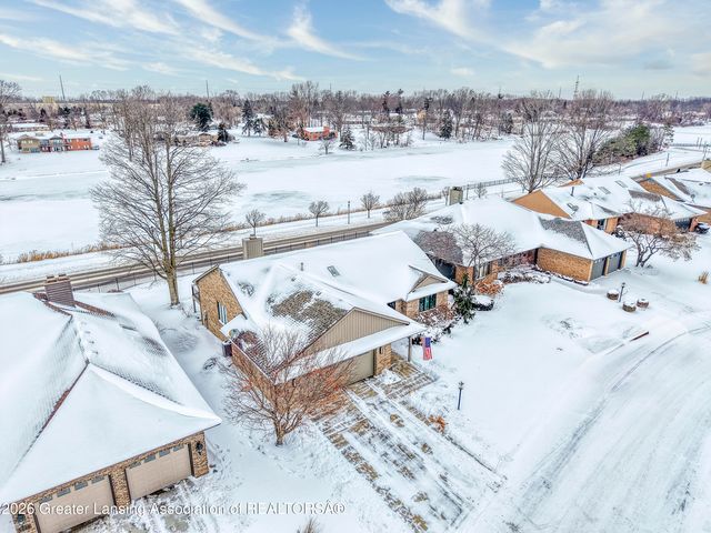 3612 Muirfield Drive, Lansing, MI 48911