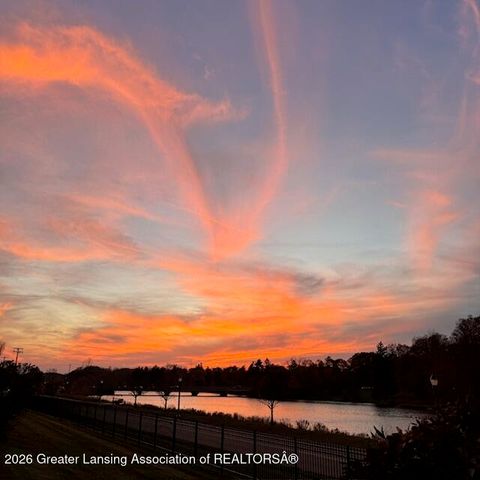 3612 Muirfield Drive, Lansing, MI 48911