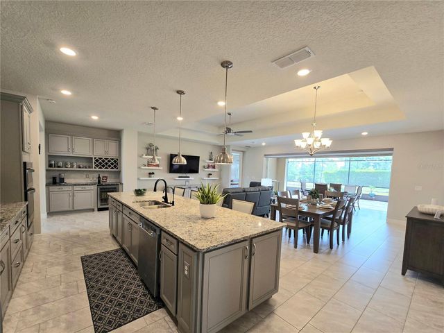 2743 RIVER CREEK LANE, St Cloud, FL 34771