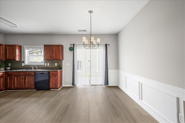 2052 Lakeshore Overlook Drive NW, Kennesaw, GA 30152