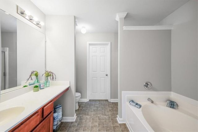 2052 Lakeshore Overlook Drive NW, Kennesaw, GA 30152