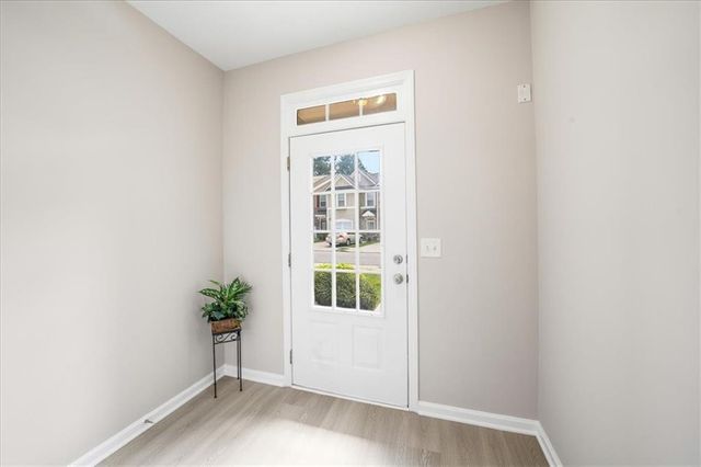 2052 Lakeshore Overlook Drive NW, Kennesaw, GA 30152