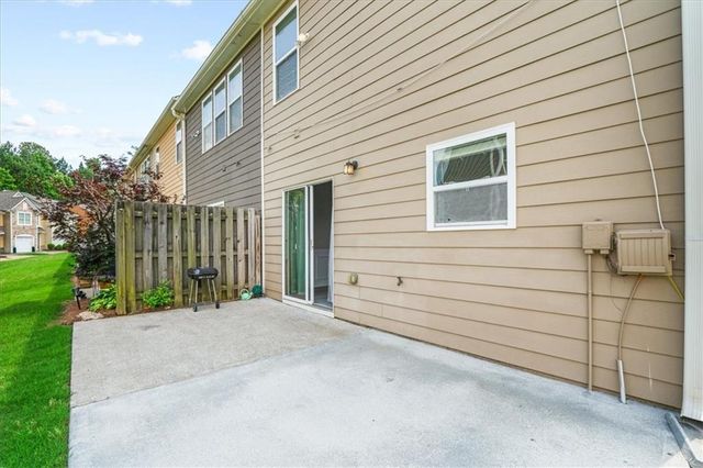 2052 Lakeshore Overlook Drive NW, Kennesaw, GA 30152