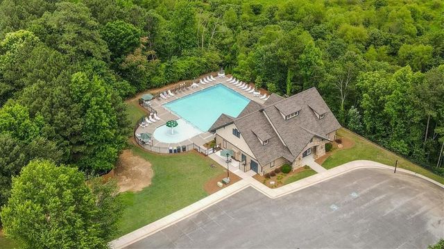 2052 Lakeshore Overlook Drive NW, Kennesaw, GA 30152