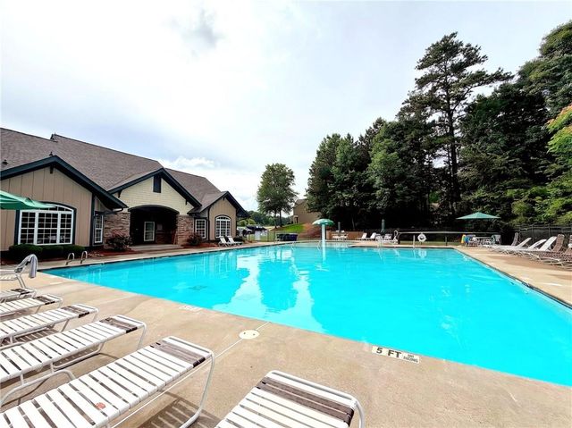 2052 Lakeshore Overlook Drive NW, Kennesaw, GA 30152