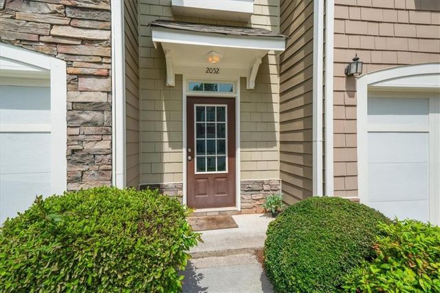 2052 Lakeshore Overlook Drive NW, Kennesaw, GA 30152