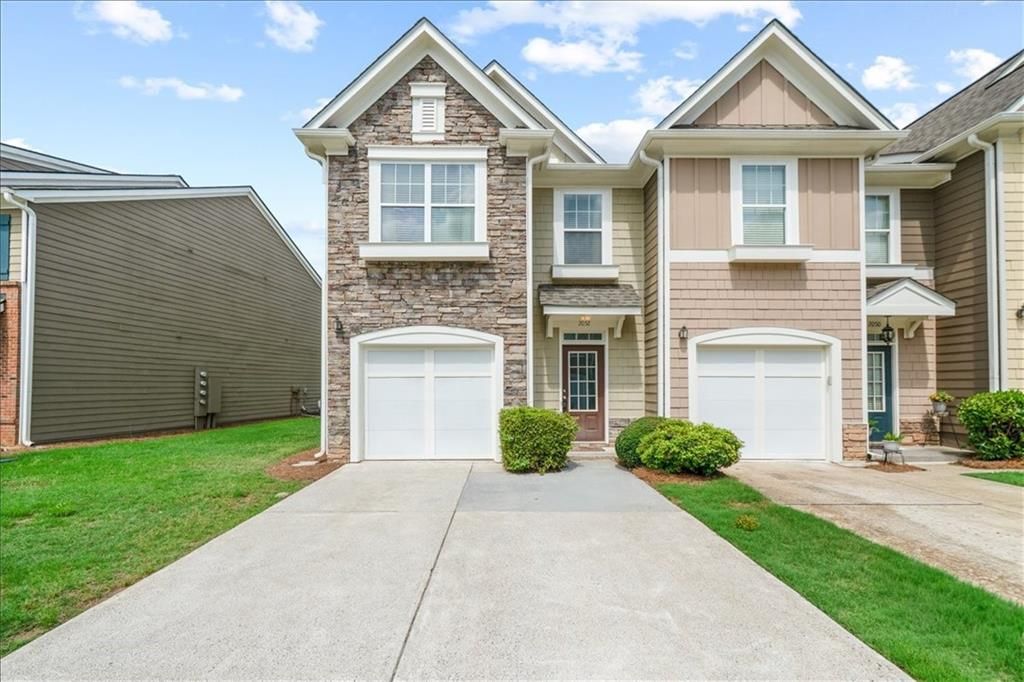 2052 Lakeshore Overlook Drive NW, Kennesaw, GA 30152