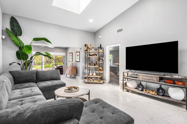 7572 Island Breeze Terrace, Boynton Beach, FL 33437