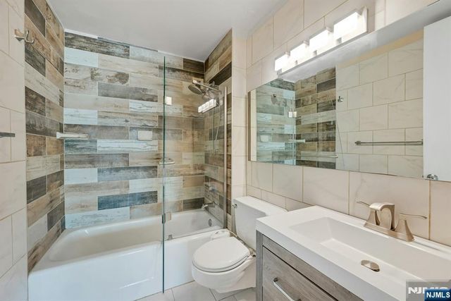 7004 Boulevard East 28C, Guttenberg, NJ 07093