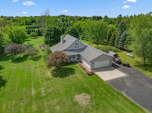 N1044 Mink LANE, Campbellsport, WI 53010